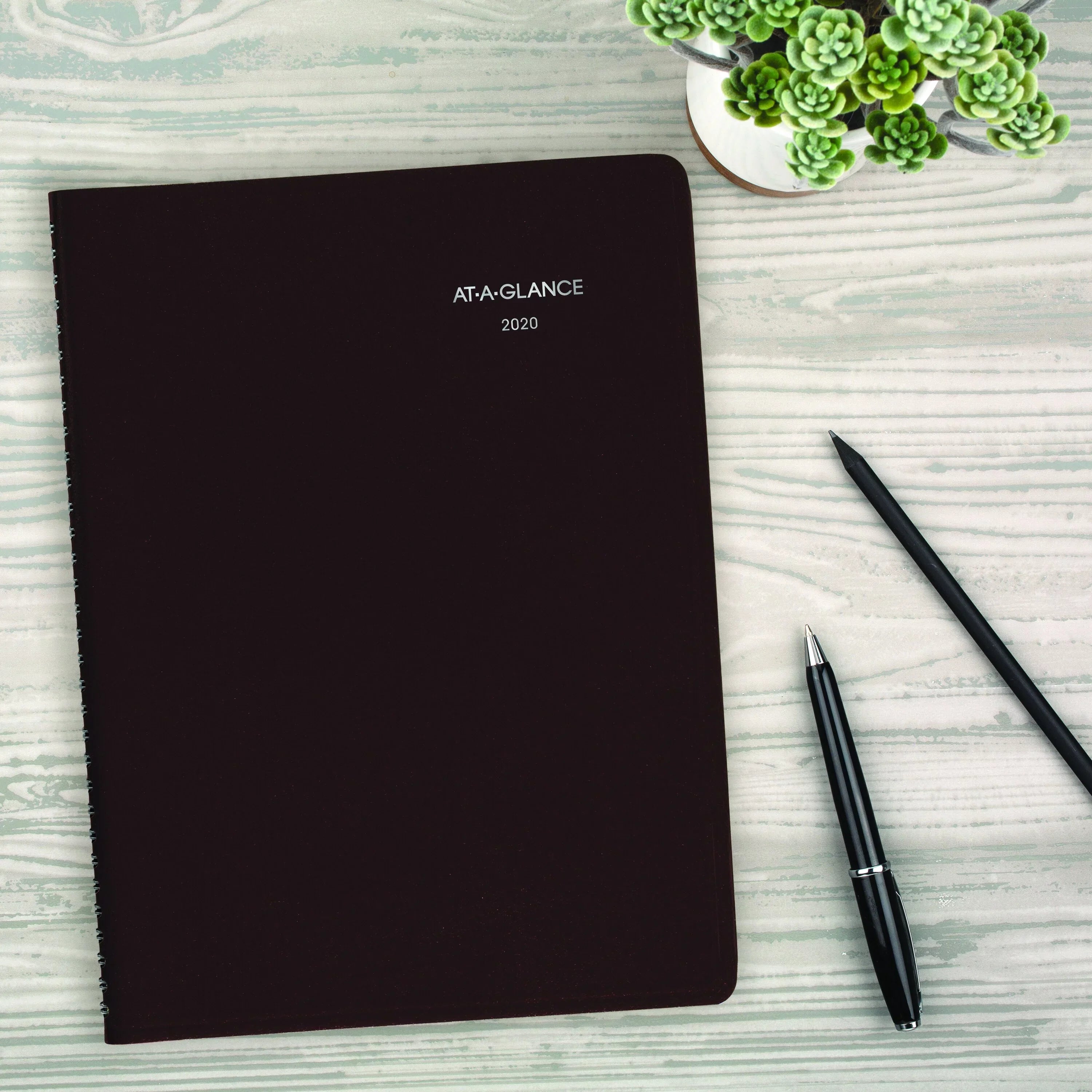 AT-A-GLANCE 2020 DayMinder Weekly Appointment Book/Planner, 12 Months, January Start, 8" x 11", Burgundy (G52014)