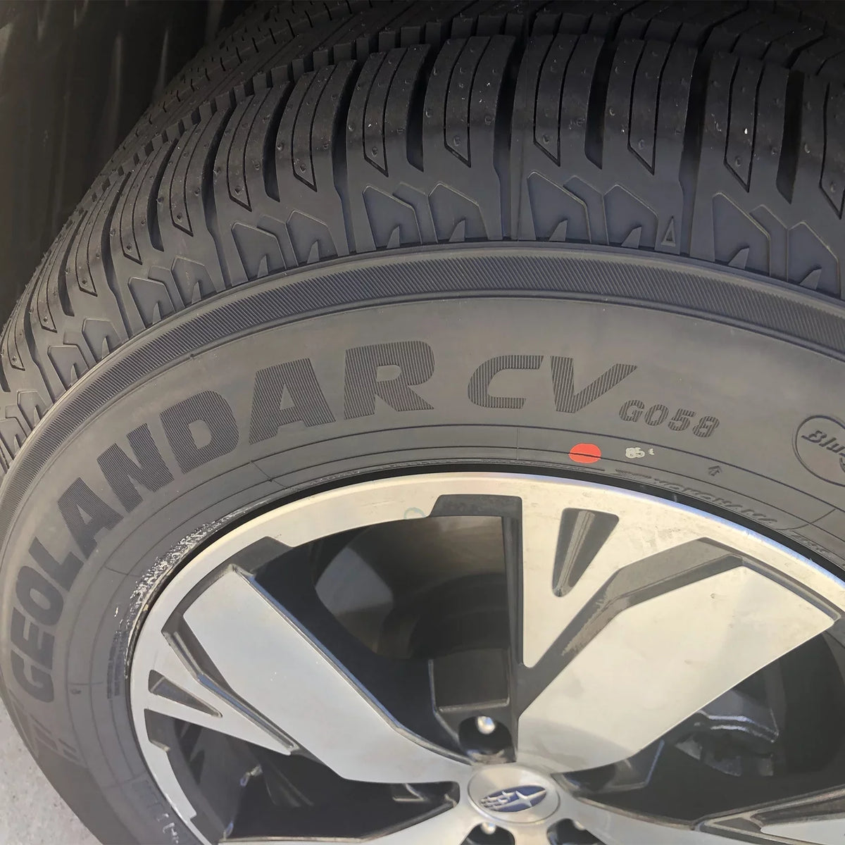Yokohama Geolandar CV G058 235/55R20 102V BW All Season Tire