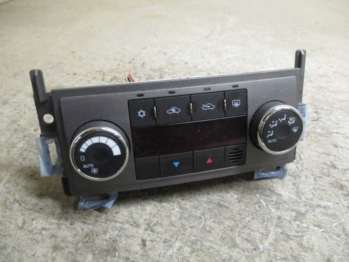 Pre-Owned 07 08 09 Saturn Aura Automatic Climate AC Heater Temperature Control OEM LKQ (Good)